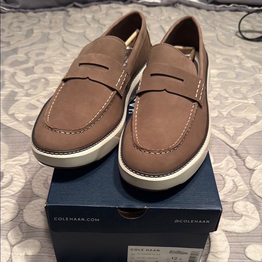 Cole Haan Brown Leather Loafers with Moccasin Stitching